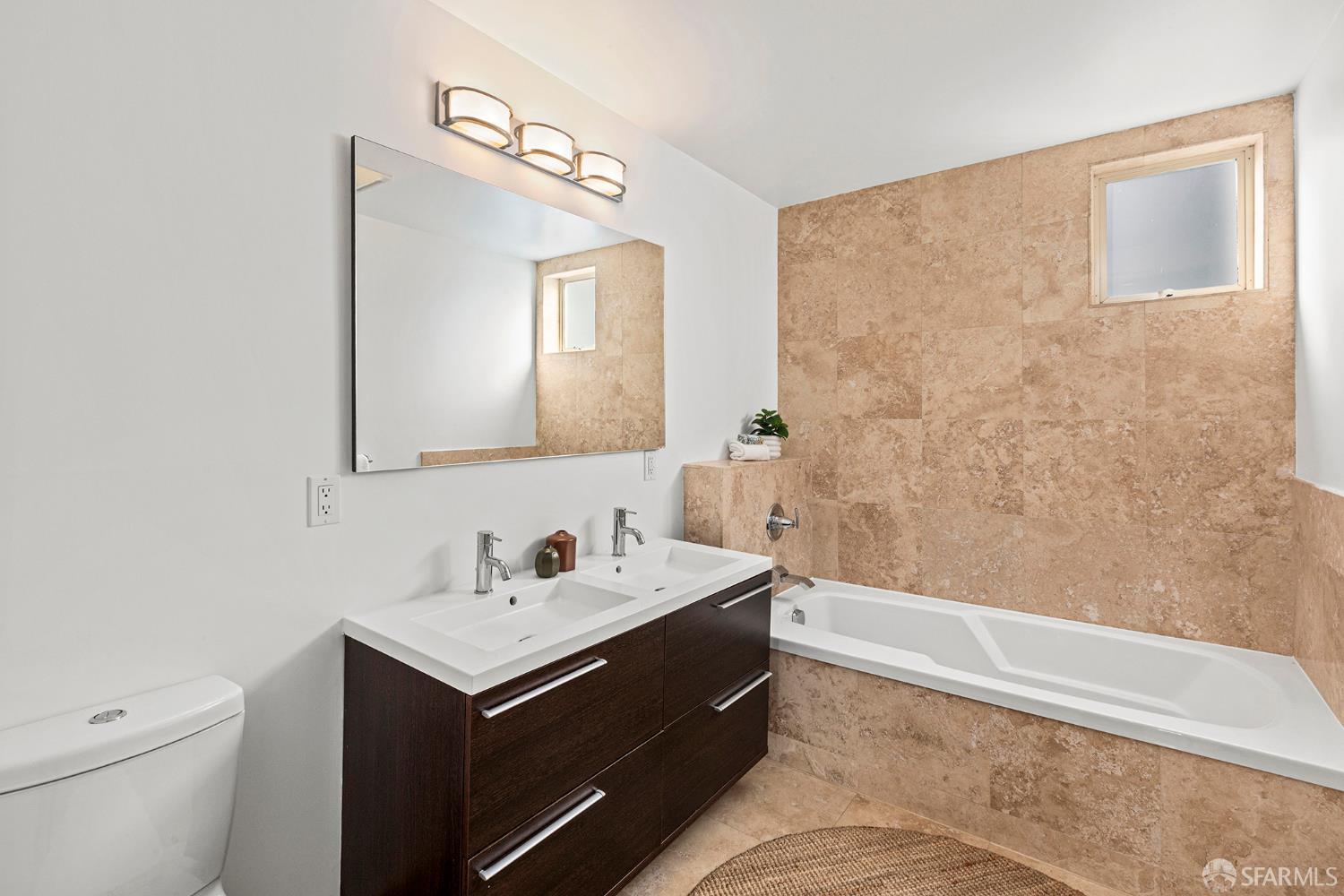 Detail Gallery Image 15 of 36 For 1356 Stevenson St, San Francisco,  CA 94103 - 3 Beds | 3 Baths