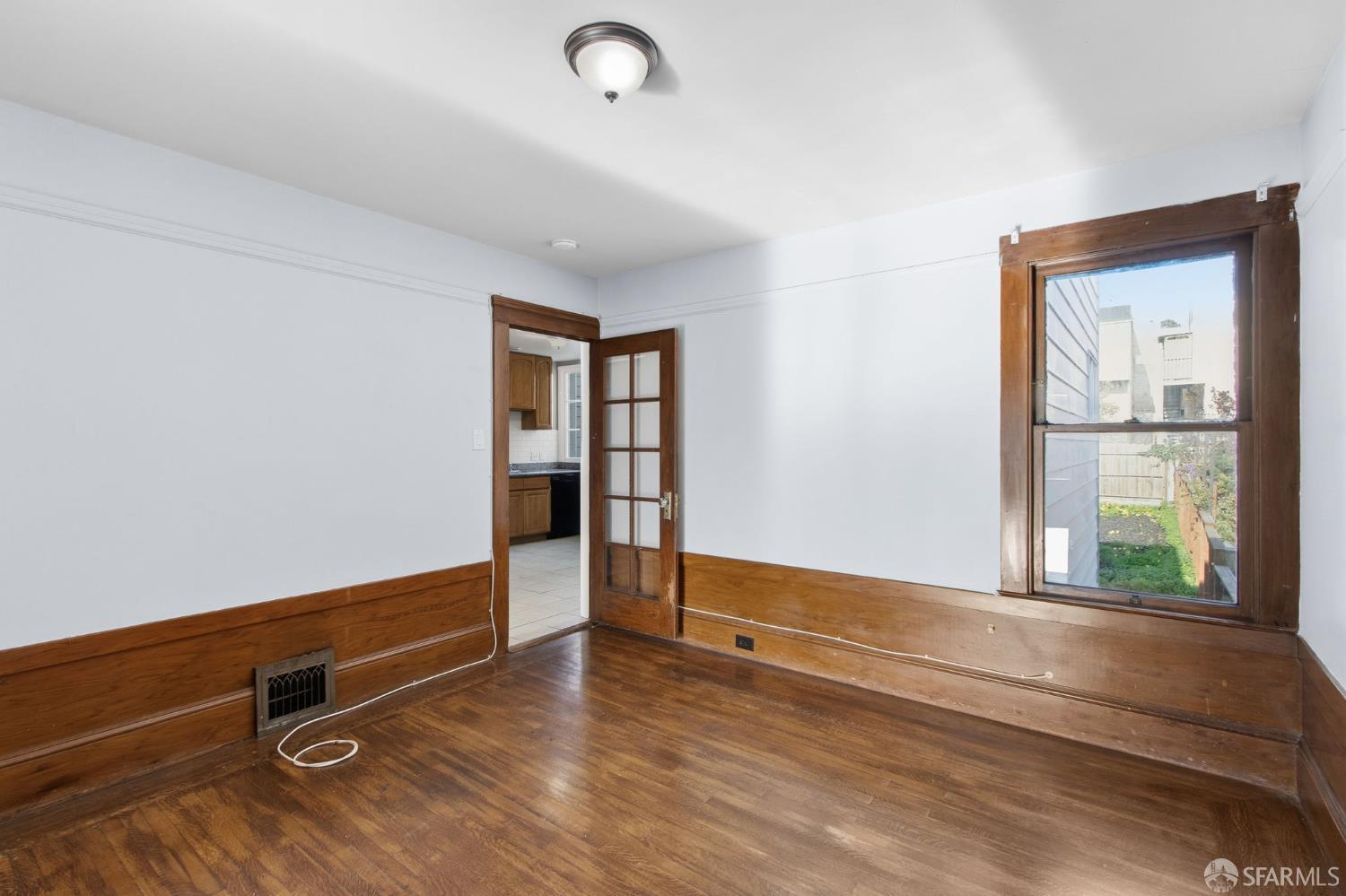 Detail Gallery Image 15 of 40 For 1470 Revere Ave, San Francisco,  CA 94124 - 2 Beds | 1 Baths