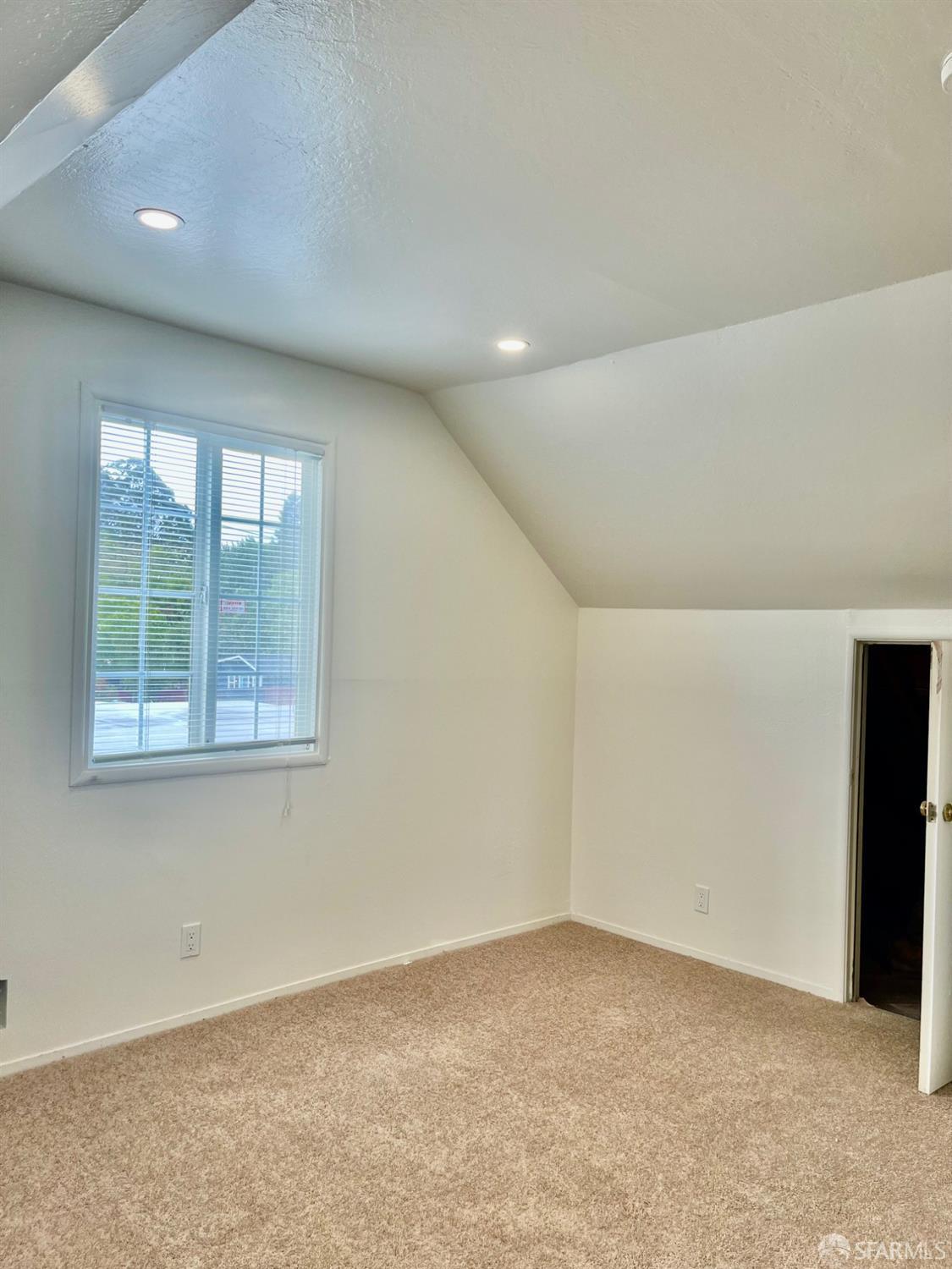 Detail Gallery Image 23 of 31 For 5880 Olinda Rd, El Sobrante,  CA 94803 - 4 Beds | 2 Baths