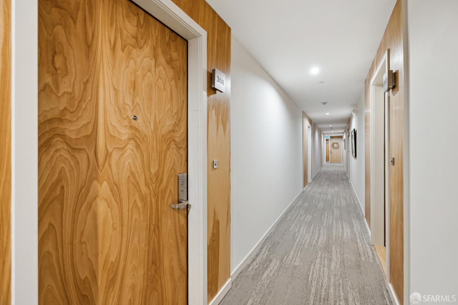 Detail Gallery Image 6 of 41 For 3190 Scott St #308,  San Francisco,  CA 94123 - 2 Beds | 2 Baths