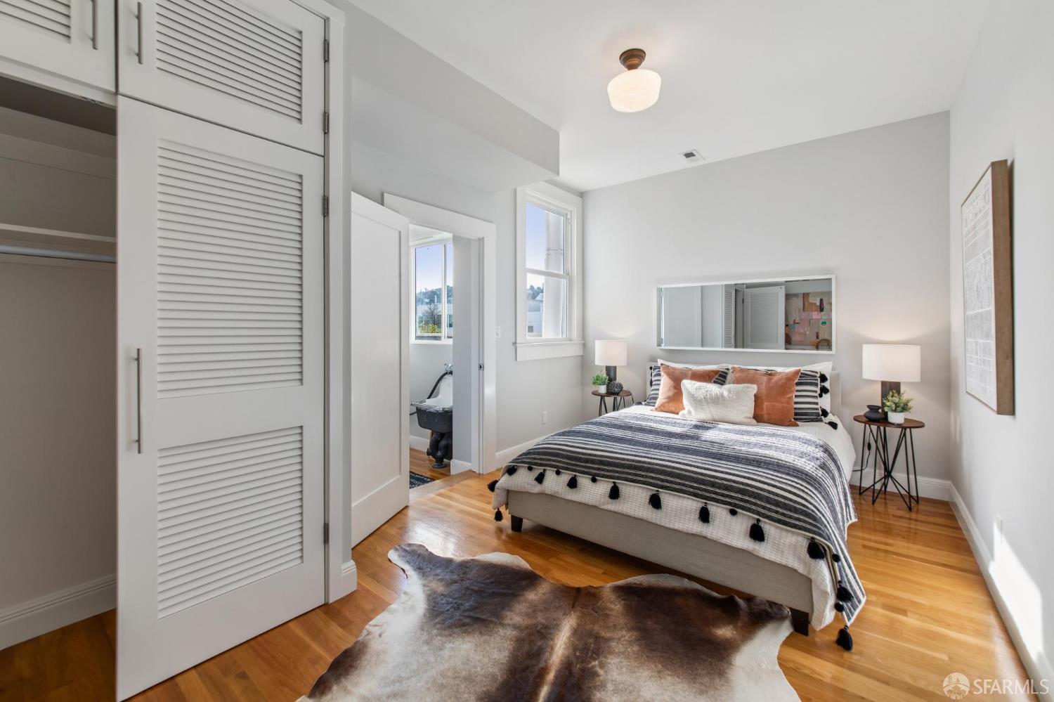 Detail Gallery Image 17 of 39 For 3465 17th St, San Francisco,  CA 94110 - 2 Beds | 1 Baths