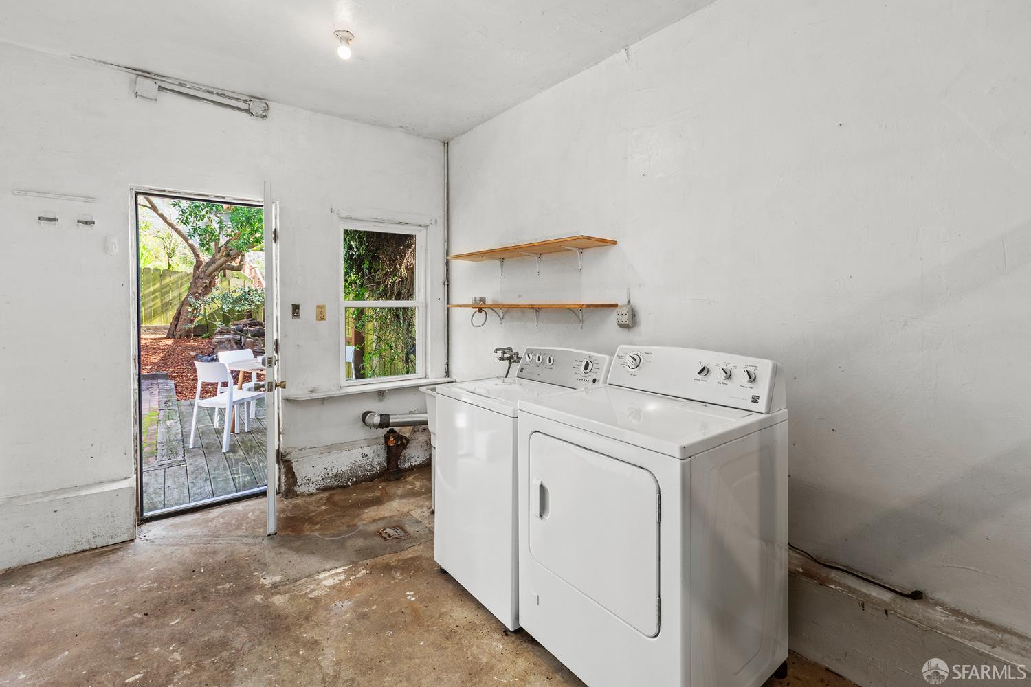 Detail Gallery Image 31 of 36 For 542 Head St, San Francisco,  CA 94132 - 2 Beds | 1 Baths