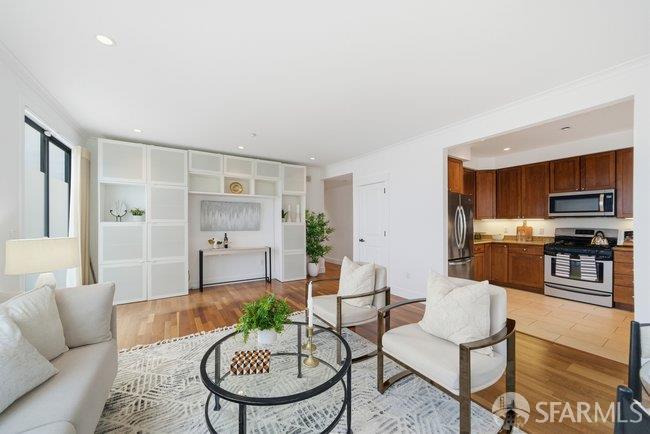 Photo #9: 426099740 Listing: Photo #9