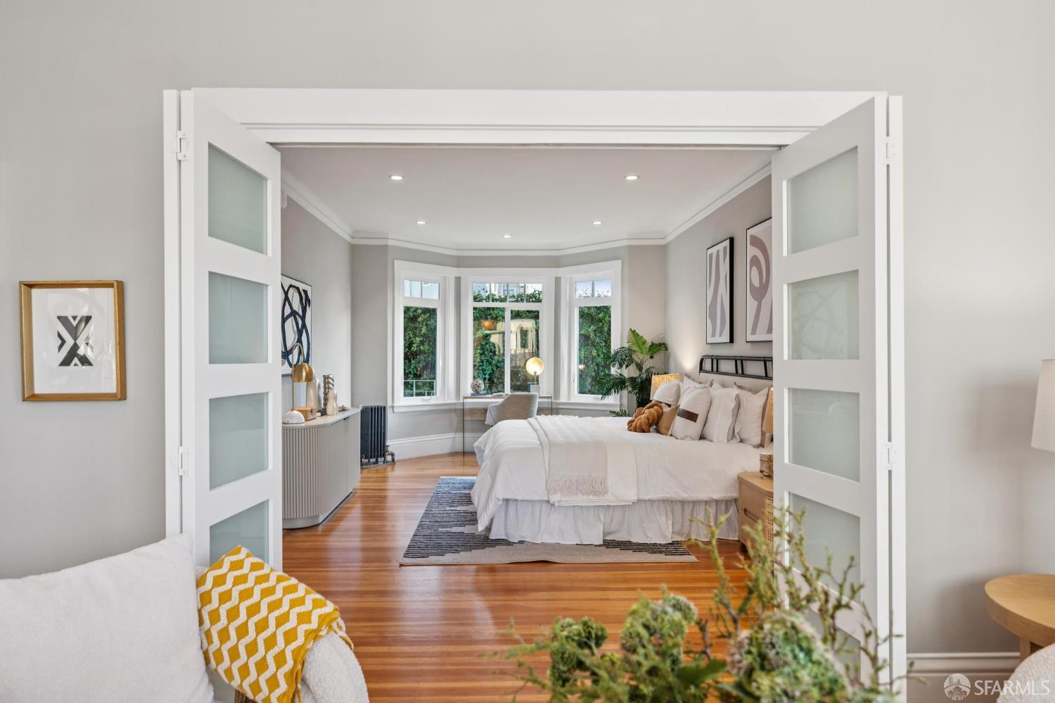 Detail Gallery Image 11 of 27 For 1267 Chestnut St #3,  San Francisco,  CA 94118 - 2 Beds | 1 Baths