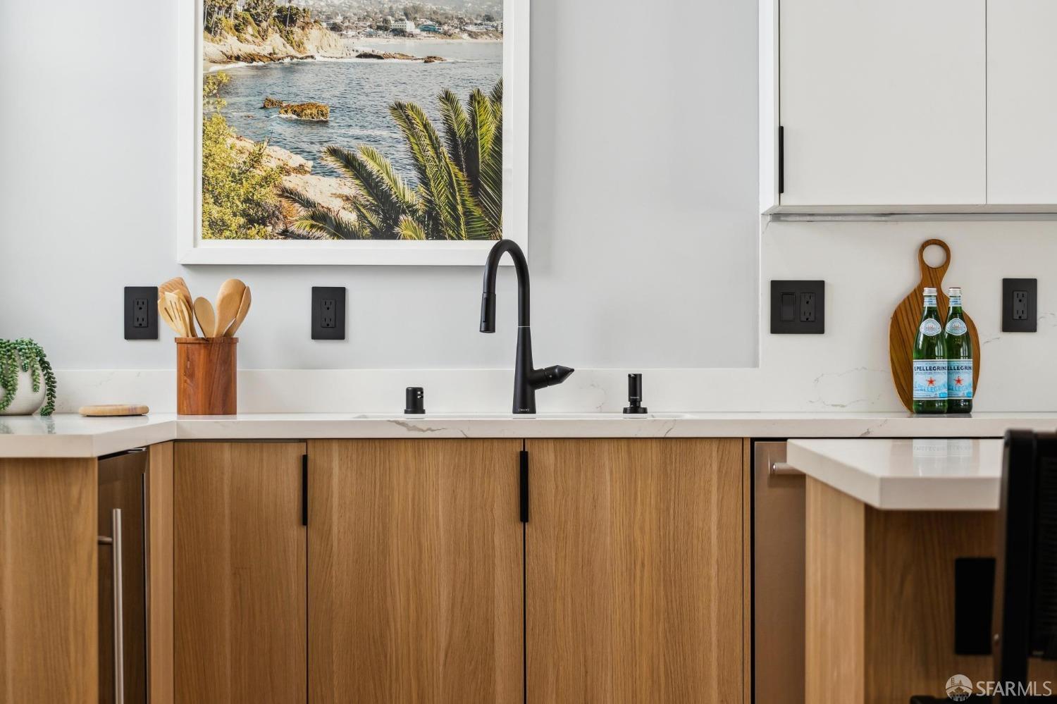 Detail Gallery Image 6 of 24 For 1029 Jackson St #1031,  San Francisco,  CA 94133 - 4 Beds | 3 Baths