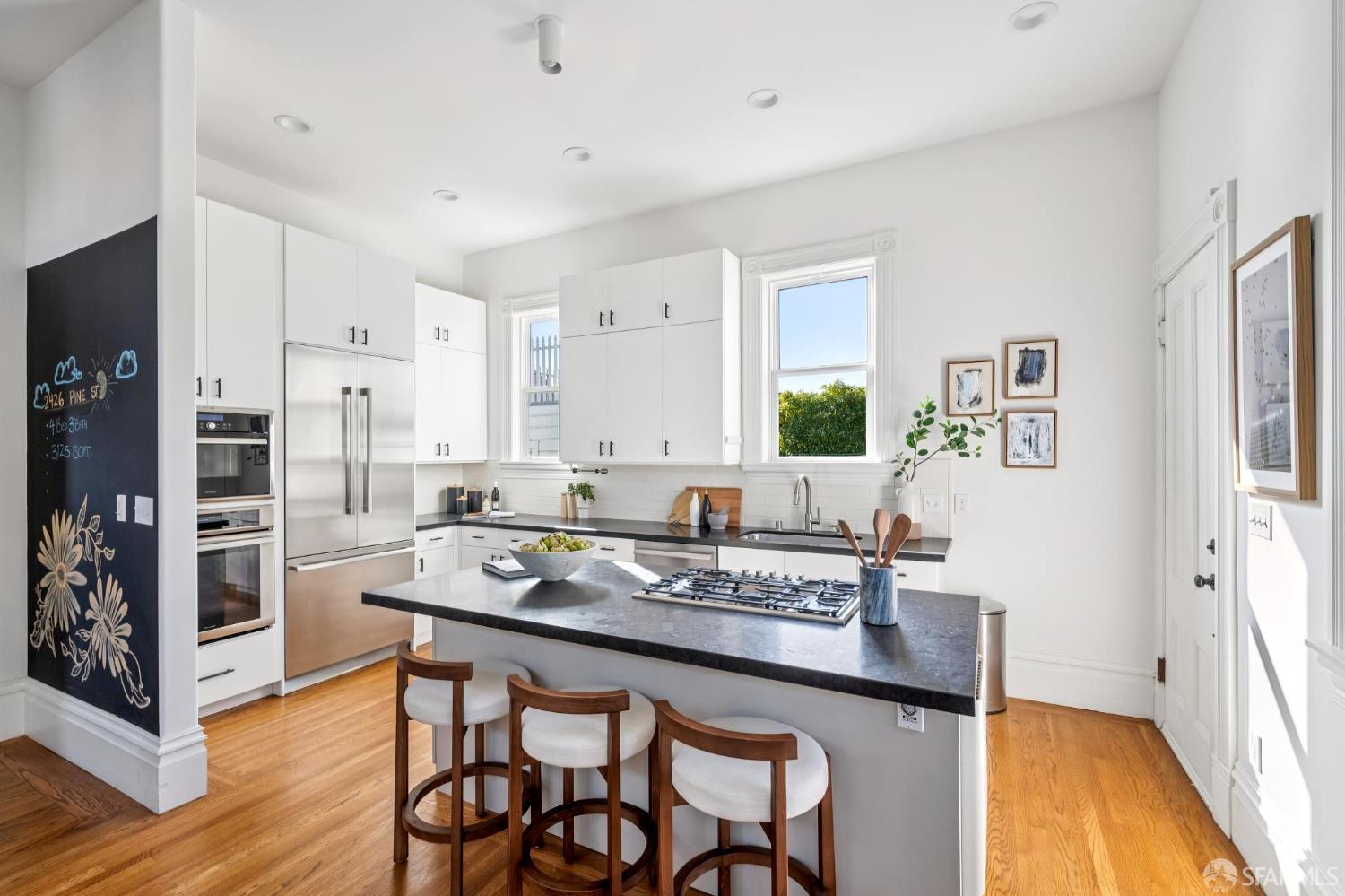 Detail Gallery Image 22 of 61 For 2426 Pine St, San Francisco,  CA 94115 - 4 Beds | 3 Baths