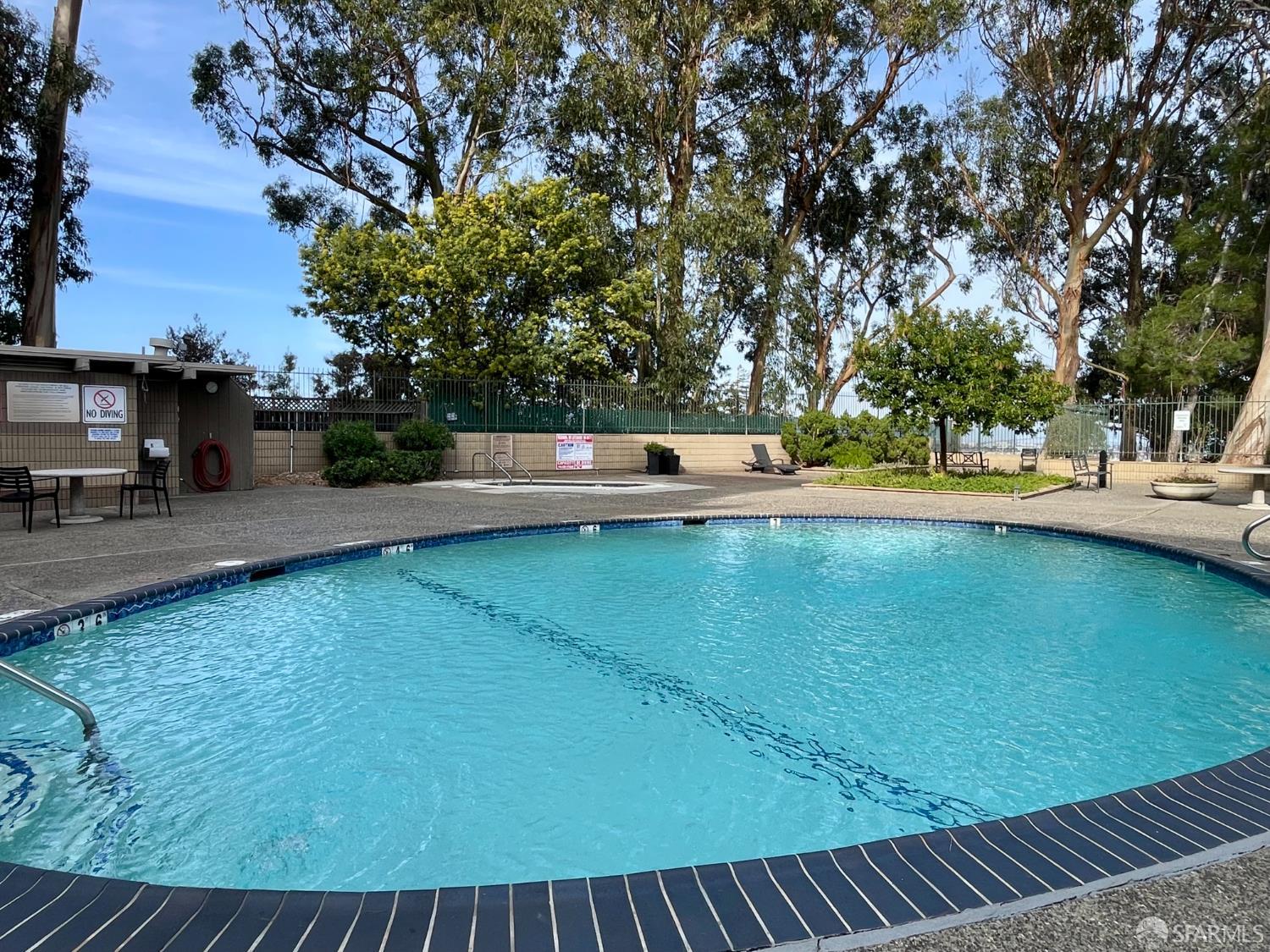 Detail Gallery Image 28 of 32 For 400 Davey Glen Rd #4505,  Belmont,  CA 94002 - 3 Beds | 2 Baths