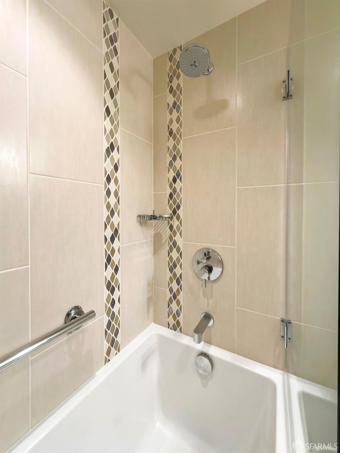 Detail Gallery Image 24 of 41 For 601 Van Ness Ave #53,  San Francisco,  CA 94102 - 3 Beds | 2 Baths