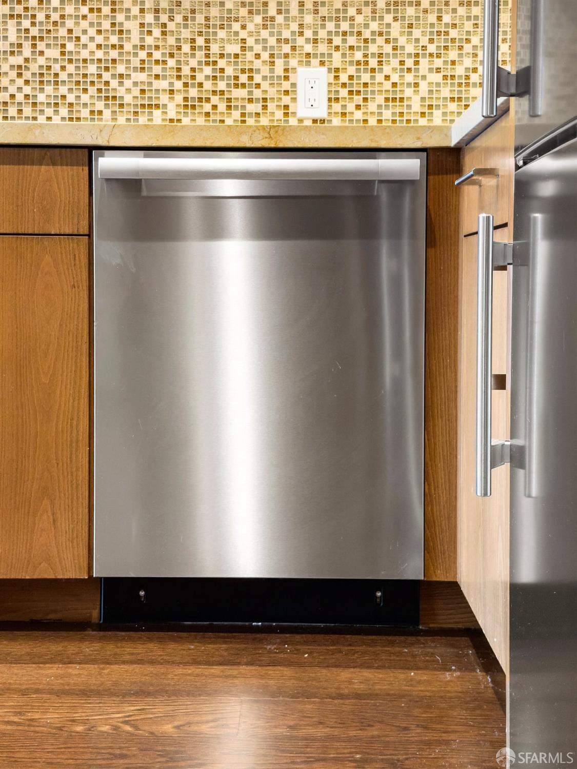 Detail Gallery Image 10 of 41 For 601 Van Ness Ave #53,  San Francisco,  CA 94102 - 3 Beds | 2 Baths