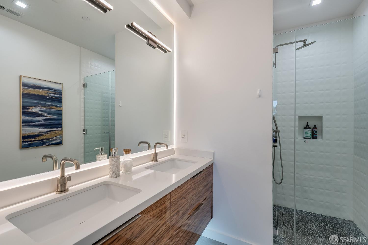 Detail Gallery Image 19 of 40 For 2829 25th St #3,  San Francisco,  CA 94110 - 3 Beds | 2/1 Baths