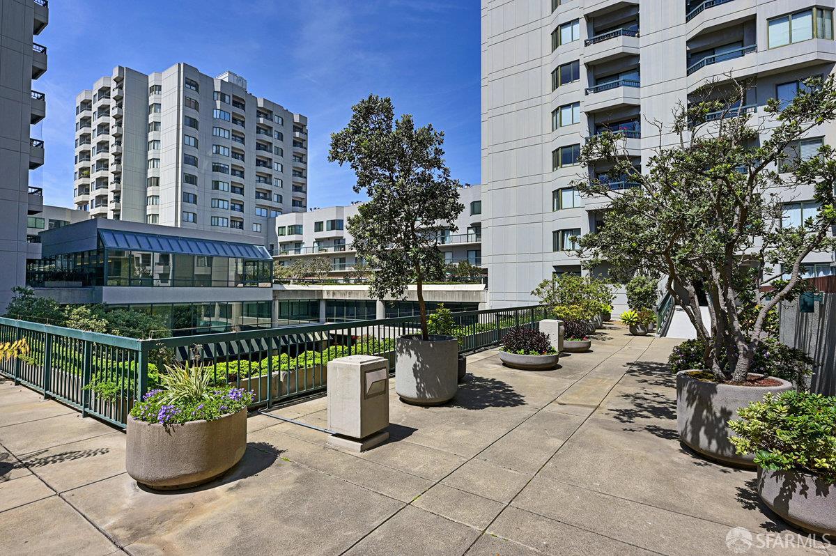 Detail Gallery Image 36 of 45 For 601 Van Ness Ave #54,  San Francisco,  CA 94102 - 2 Beds | 2 Baths