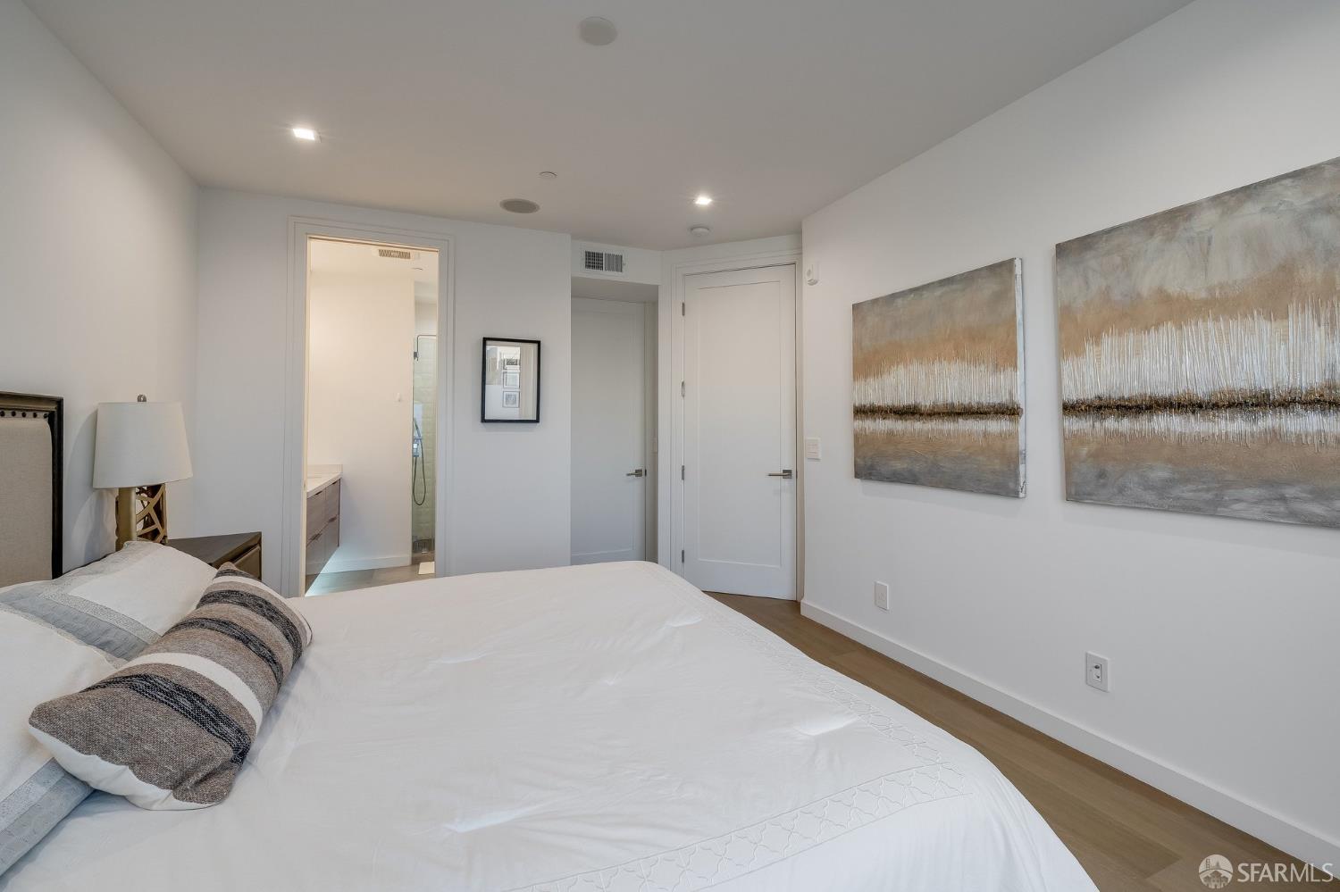 Detail Gallery Image 16 of 40 For 2829 25th St #3,  San Francisco,  CA 94110 - 3 Beds | 2/1 Baths