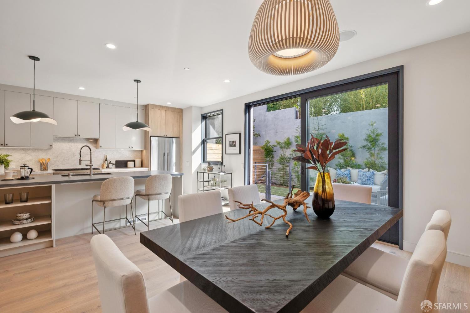 Detail Gallery Image 16 of 48 For 935 Kansas St, San Francisco,  CA 94107 - 3 Beds | 2/1 Baths