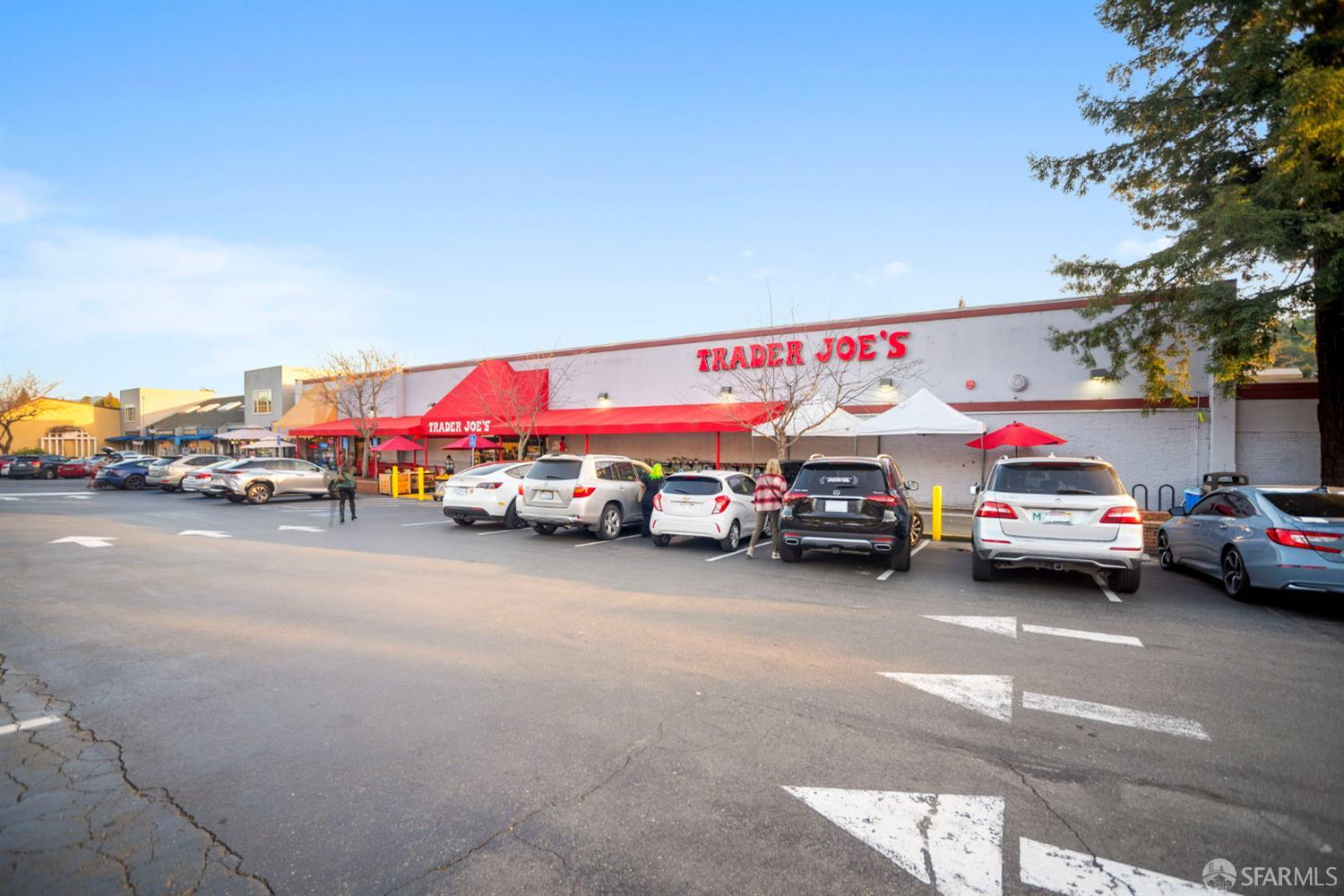 Detail Gallery Image 72 of 74 For 1161 Oleander Dr, Lafayette,  CA 94549 - 4 Beds | 4/1 Baths