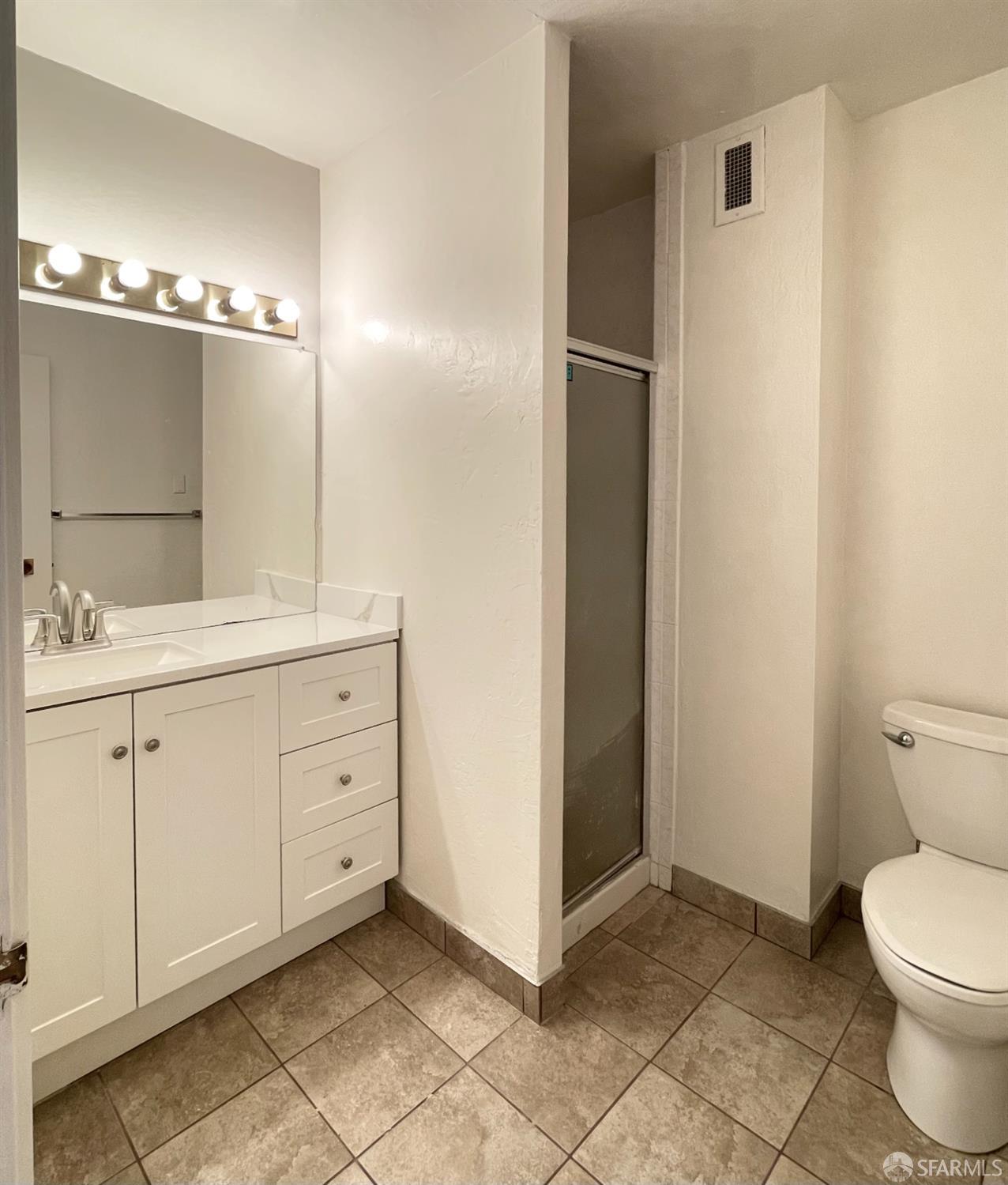 Detail Gallery Image 20 of 32 For 400 Davey Glen Rd #4505,  Belmont,  CA 94002 - 3 Beds | 2 Baths
