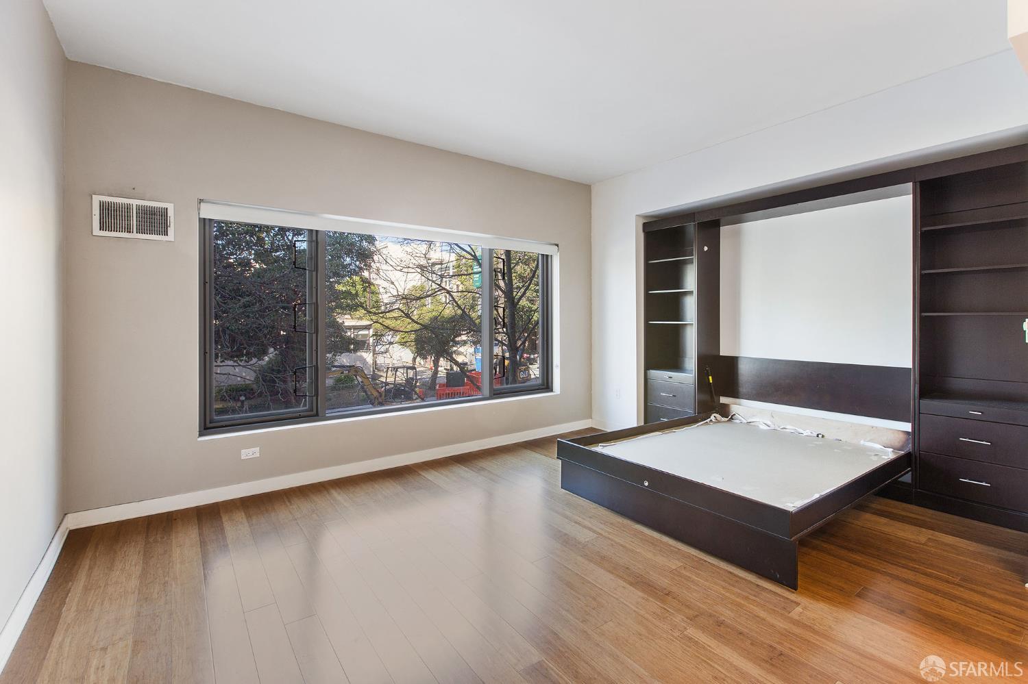 Photo #11: 426100107 Listing: Photo #11