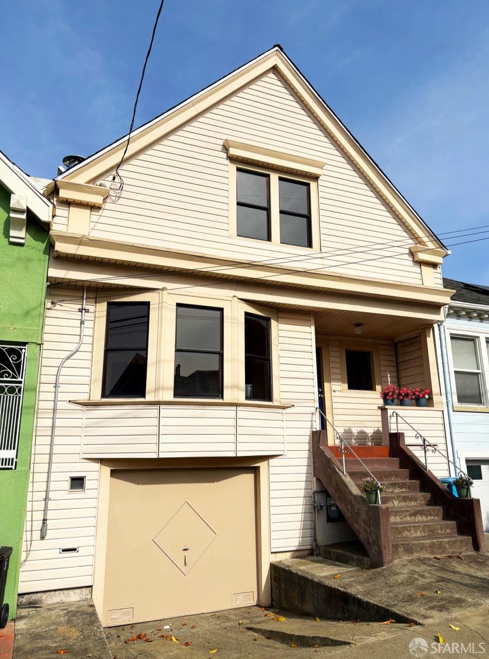 Front Image Thumbnail for SF426100368