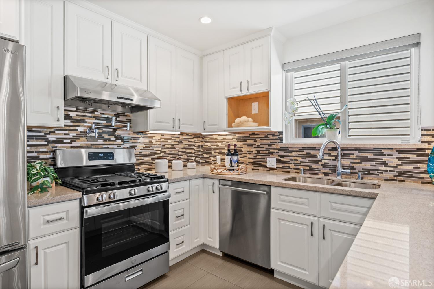 Detail Gallery Image 16 of 41 For 165 Westmoor Ave, Daly City,  CA 94015 - 3 Beds | 2 Baths