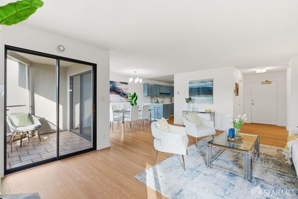 Photo #13: 426098160 Listing: Photo #13