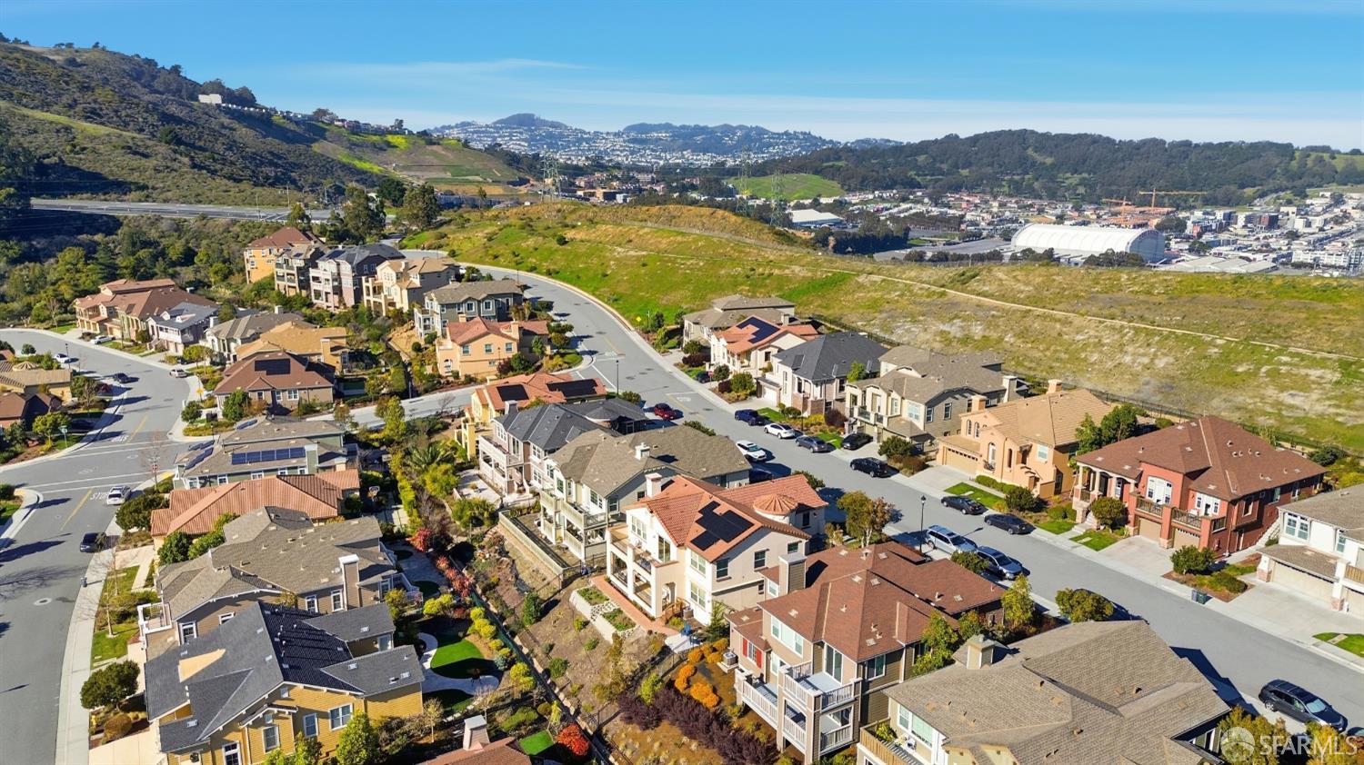 Detail Gallery Image 60 of 63 For 147 Elderberry Ln, Brisbane,  CA 94005 - 5 Beds | 3 Baths