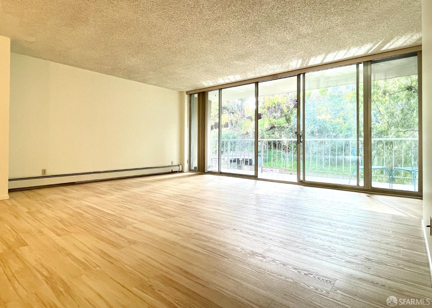 Detail Gallery Image 7 of 32 For 400 Davey Glen Rd #4505,  Belmont,  CA 94002 - 3 Beds | 2 Baths