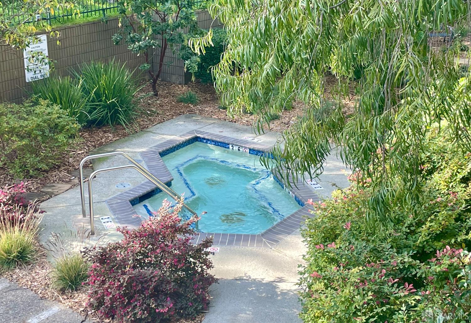 Detail Gallery Image 4 of 32 For 400 Davey Glen Rd #4505,  Belmont,  CA 94002 - 3 Beds | 2 Baths