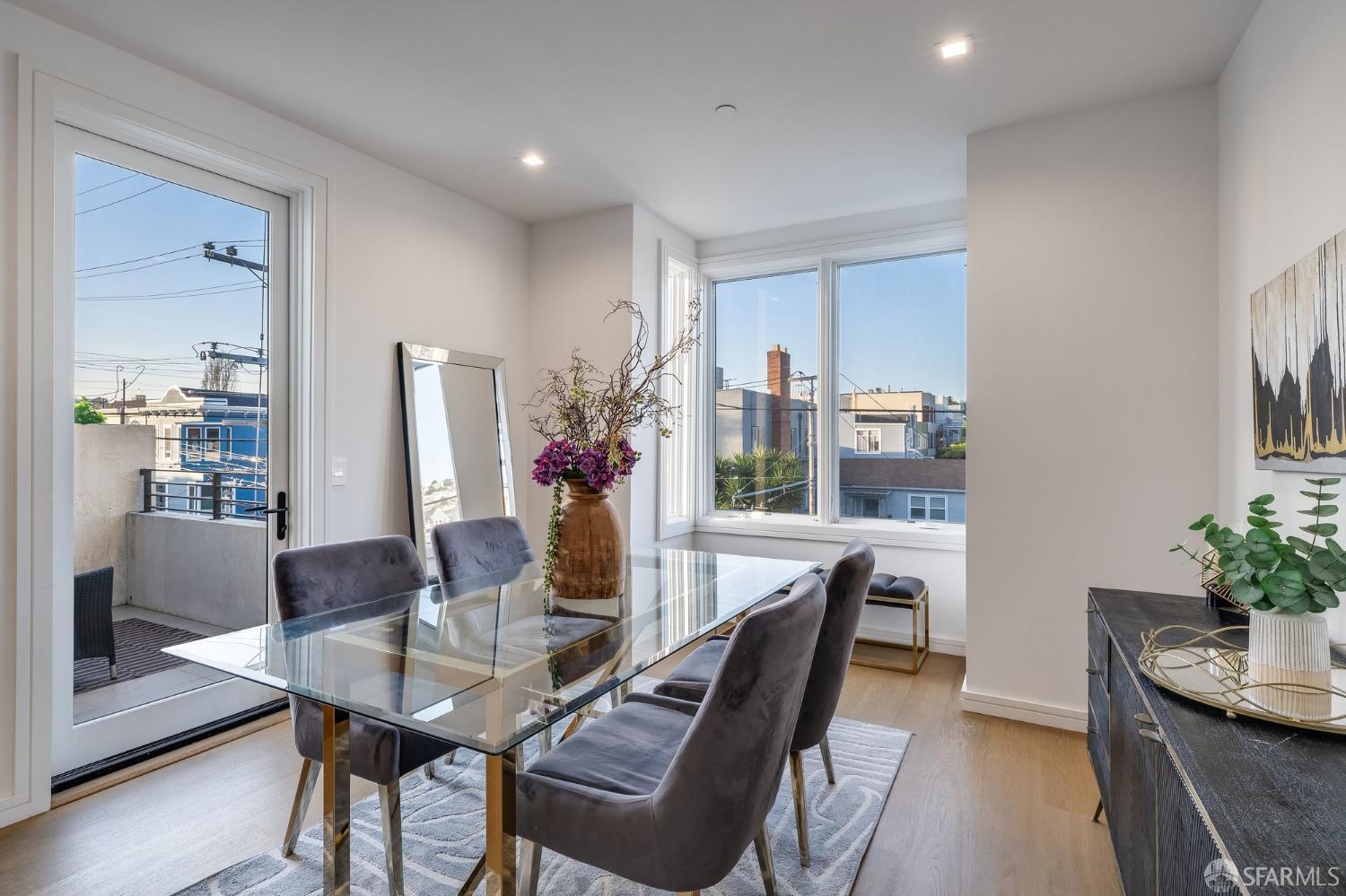 Detail Gallery Image 11 of 40 For 2829 25th St #3,  San Francisco,  CA 94110 - 3 Beds | 2/1 Baths