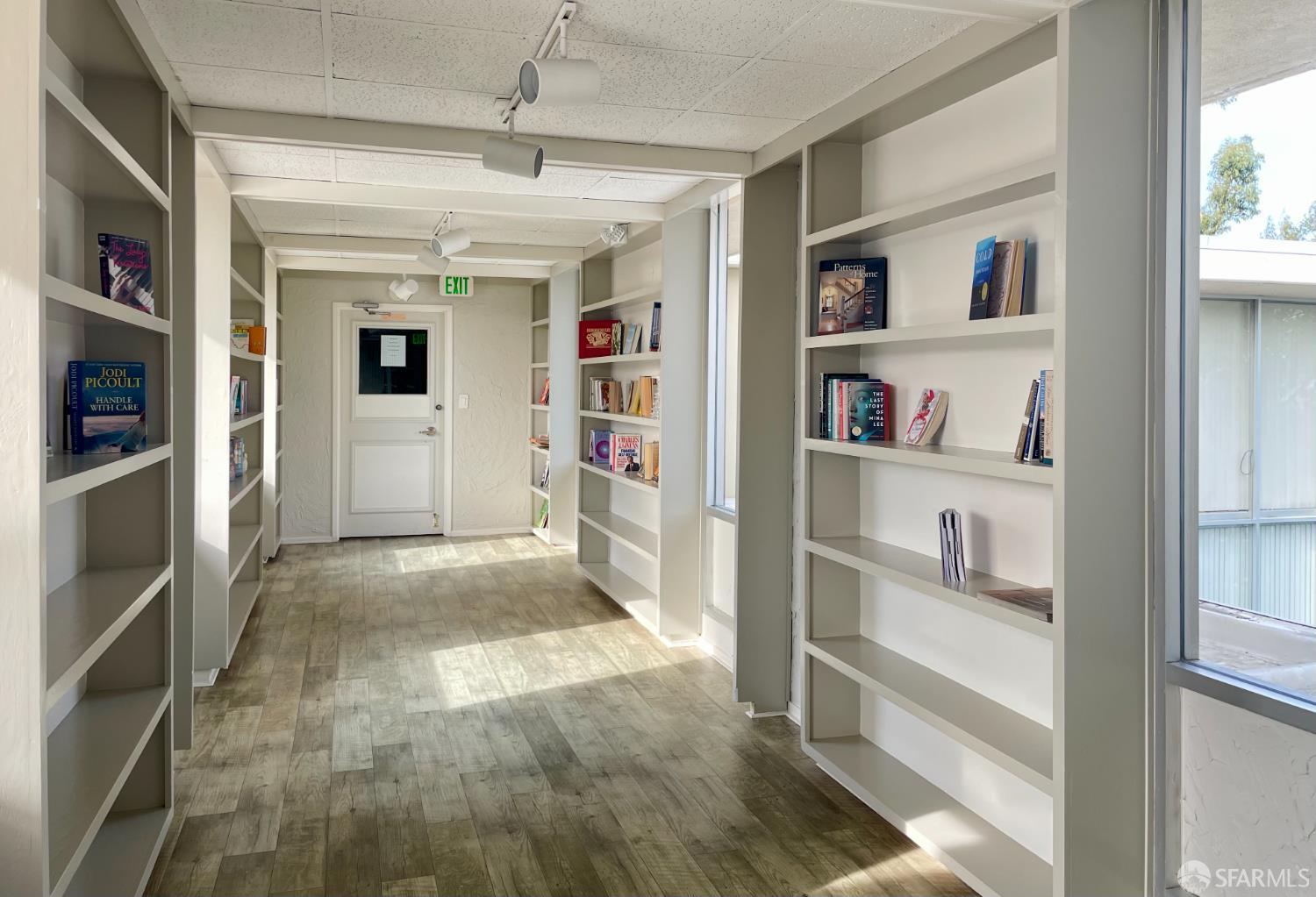 Detail Gallery Image 29 of 32 For 400 Davey Glen Rd #4505,  Belmont,  CA 94002 - 3 Beds | 2 Baths