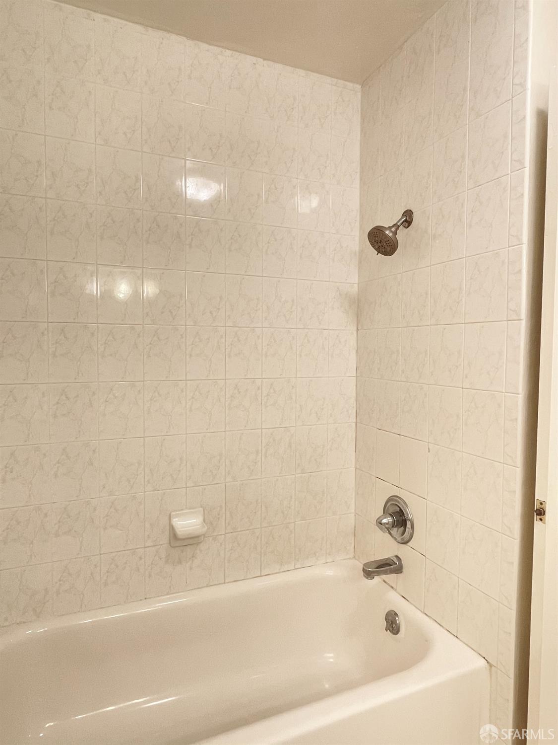 Detail Gallery Image 16 of 32 For 400 Davey Glen Rd #4505,  Belmont,  CA 94002 - 3 Beds | 2 Baths