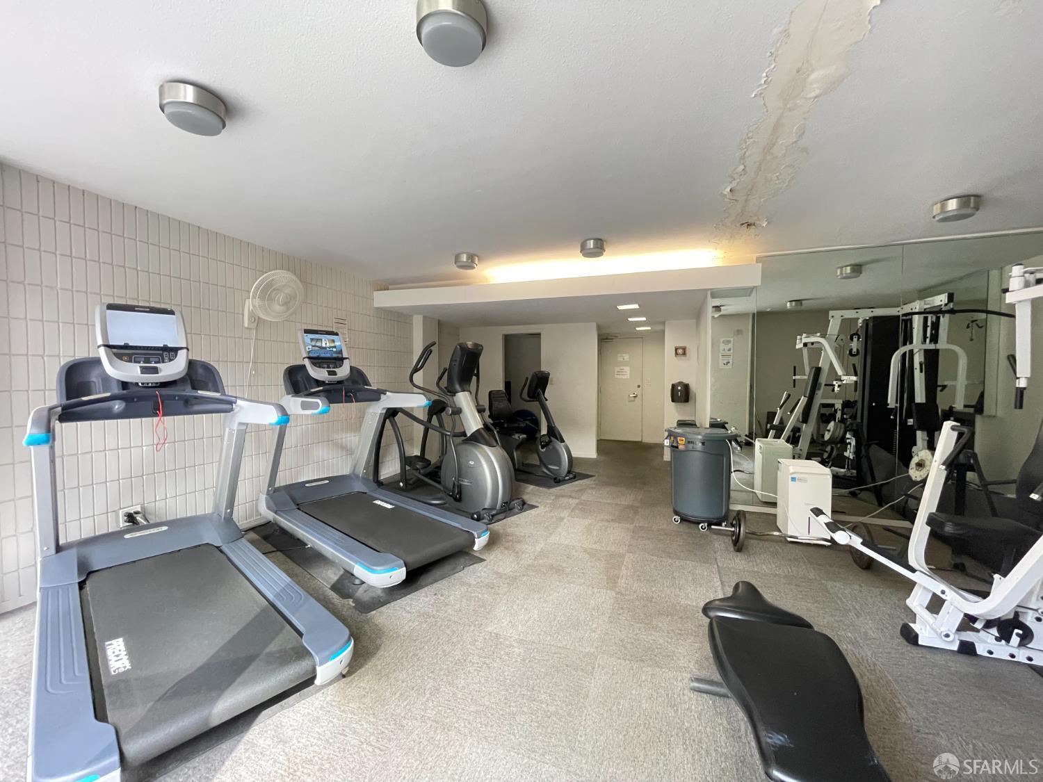 Detail Gallery Image 25 of 32 For 400 Davey Glen Rd #4505,  Belmont,  CA 94002 - 3 Beds | 2 Baths