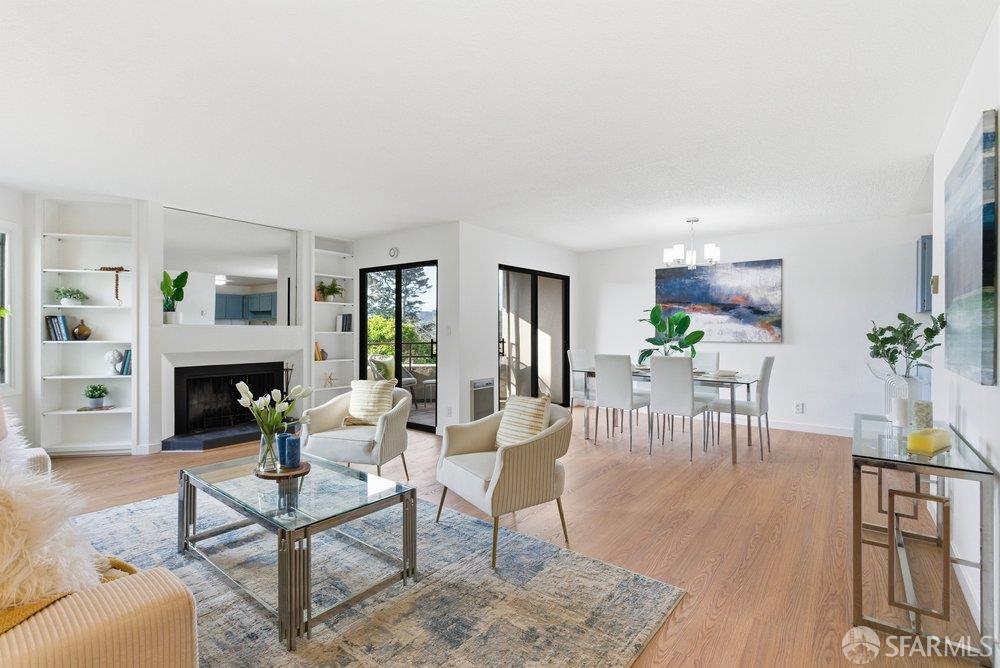 Photo #3: 426098160 Listing: Photo #3