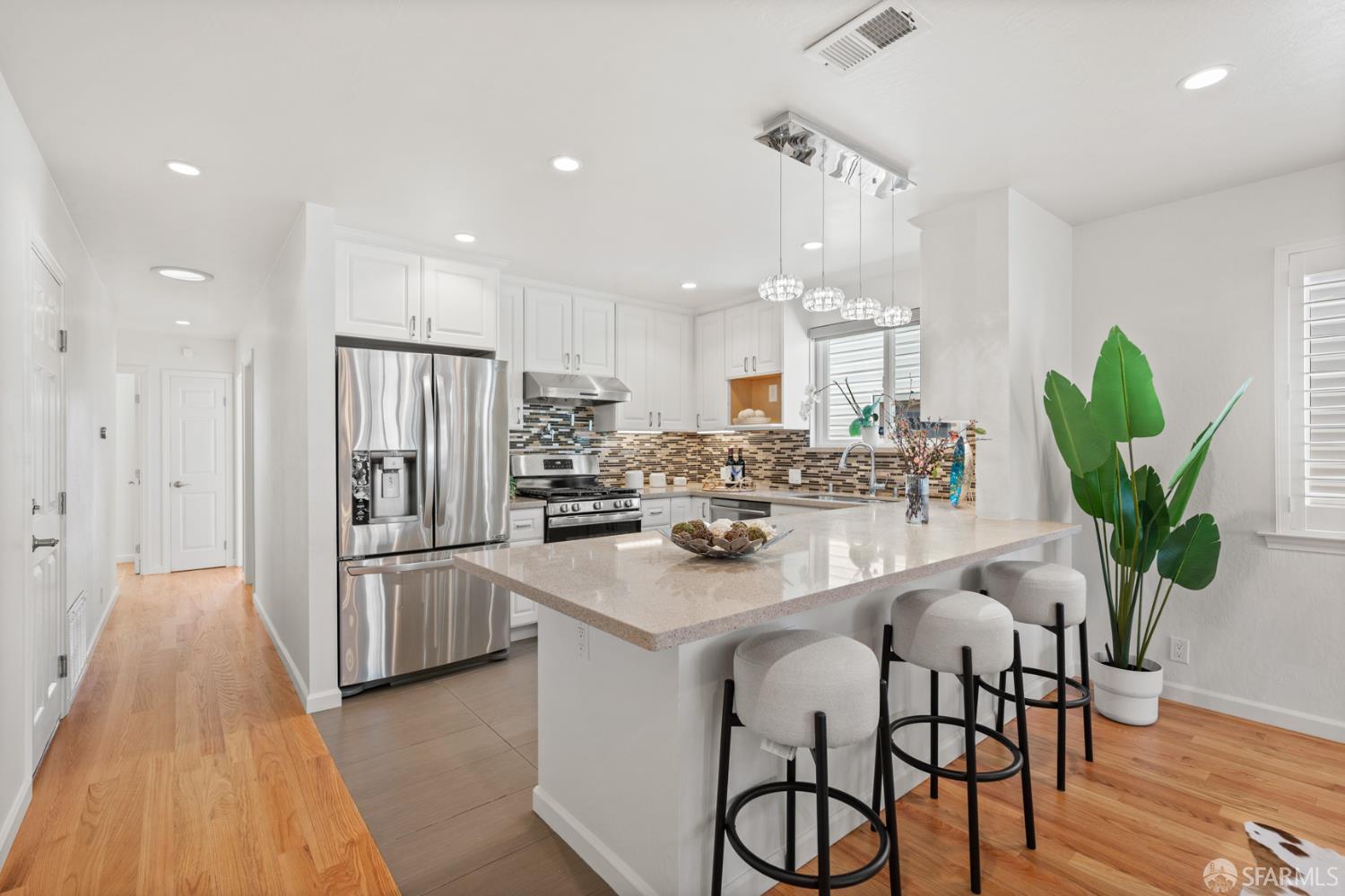 Detail Gallery Image 12 of 41 For 165 Westmoor Ave, Daly City,  CA 94015 - 3 Beds | 2 Baths