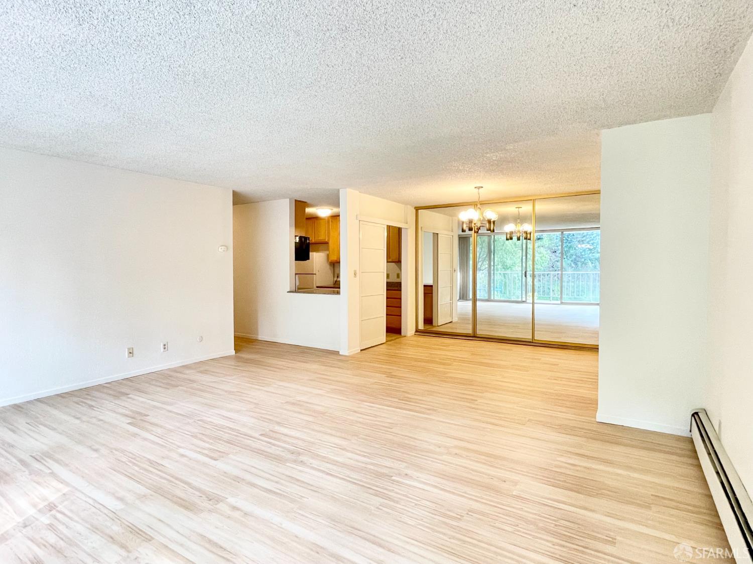 Detail Gallery Image 8 of 32 For 400 Davey Glen Rd #4505,  Belmont,  CA 94002 - 3 Beds | 2 Baths