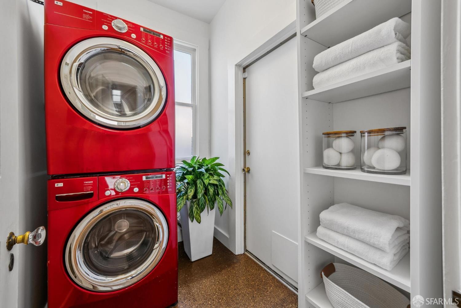 Detail Gallery Image 20 of 23 For 1410 Shrader St, San Francisco,  CA 94117 - 3 Beds | 1/1 Baths