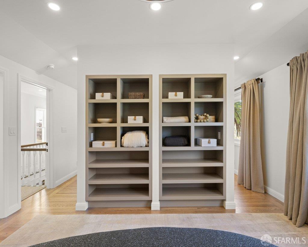 Detail Gallery Image 49 of 98 For 284 32nd Ave, San Francisco,  CA 94121 - 3 Beds | 2/1 Baths