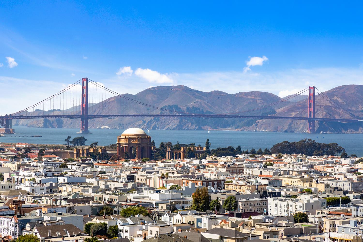 Detail Gallery Image 2 of 50 For 2100 Green St #800,  San Francisco,  CA 94123 - 2 Beds | 2/1 Baths