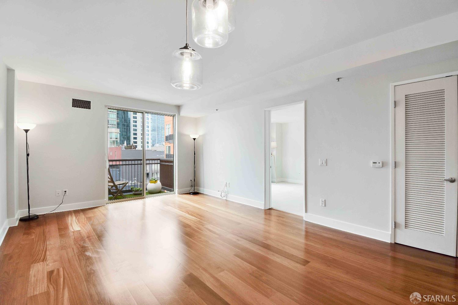 Detail Gallery Image 9 of 41 For 50 Lansing St #705,  San Francisco,  CA 94105 - 1 Beds | 1/1 Baths