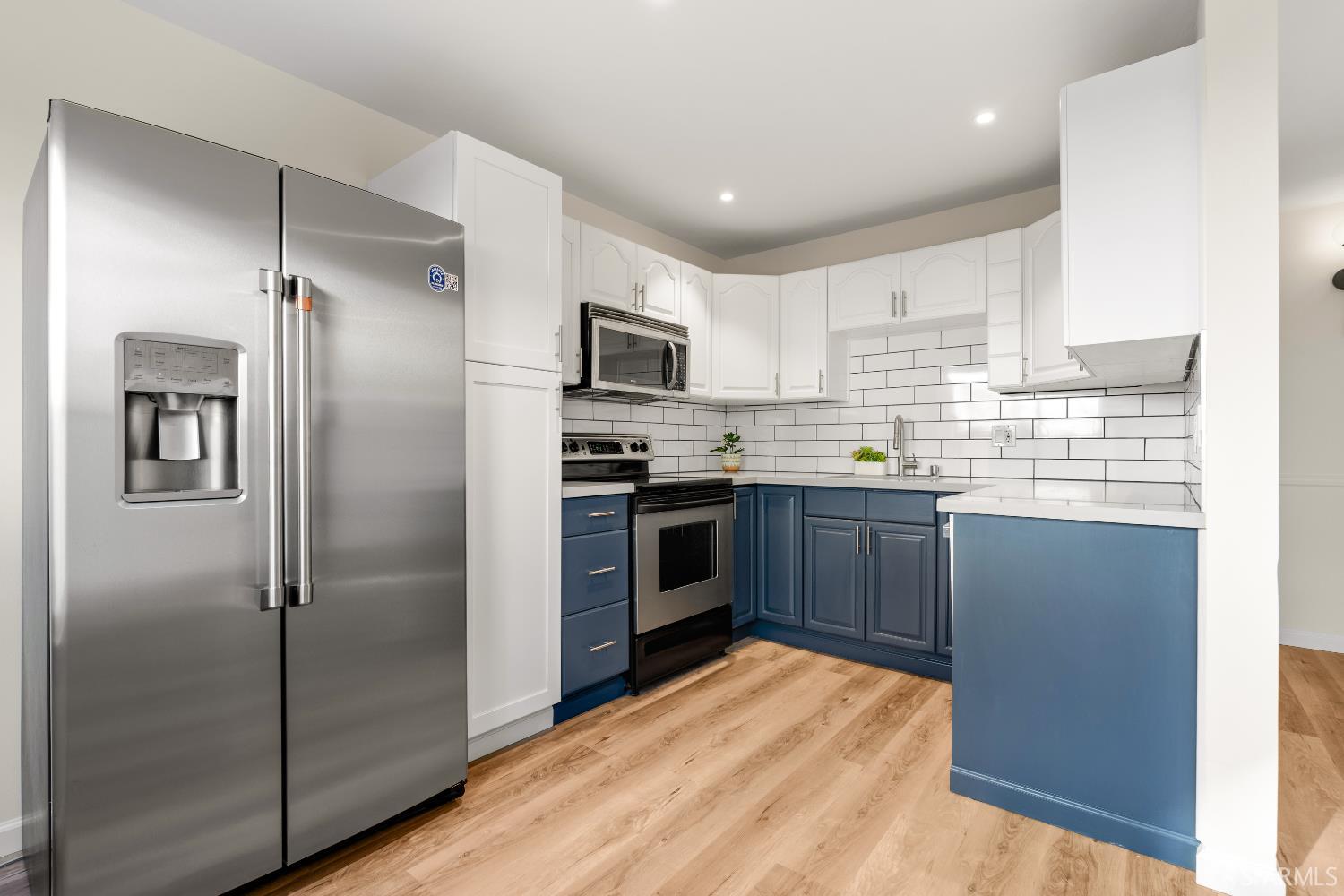 Photo #6: 426100122 Listing: Photo #6