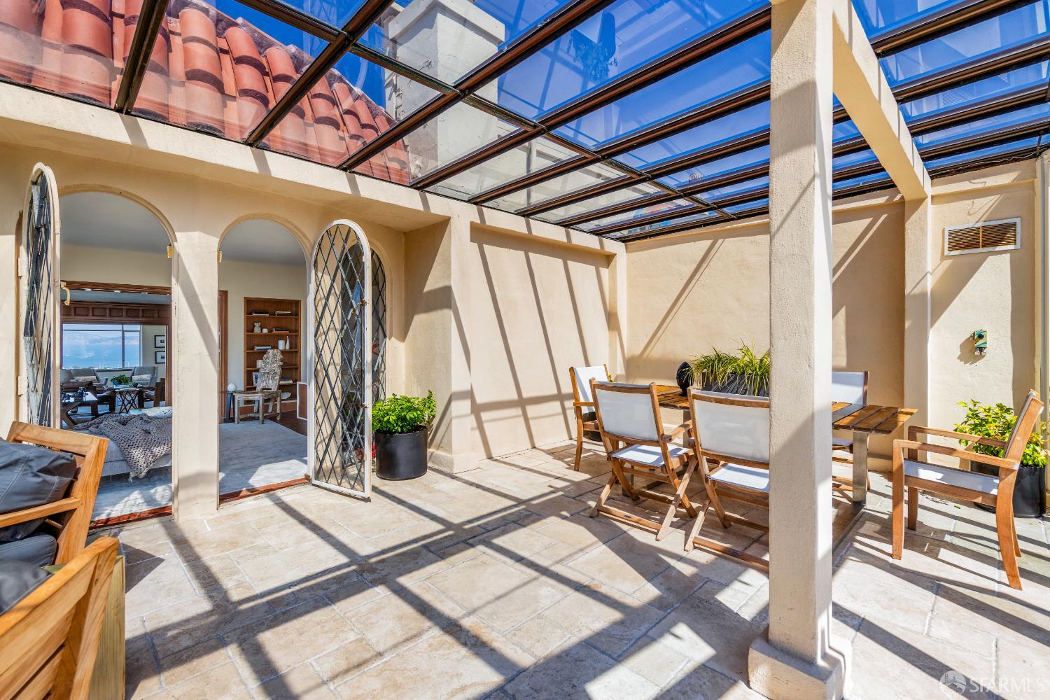 Detail Gallery Image 27 of 50 For 2100 Green St #800,  San Francisco,  CA 94123 - 2 Beds | 2/1 Baths