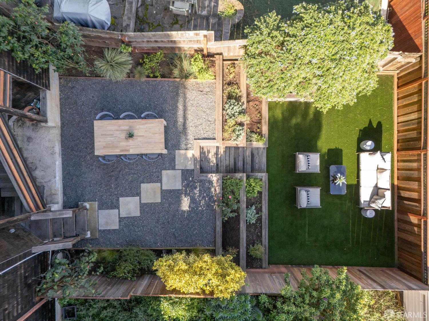 Detail Gallery Image 21 of 31 For 65 High St, San Francisco,  CA 94114 - 3 Beds | 2 Baths