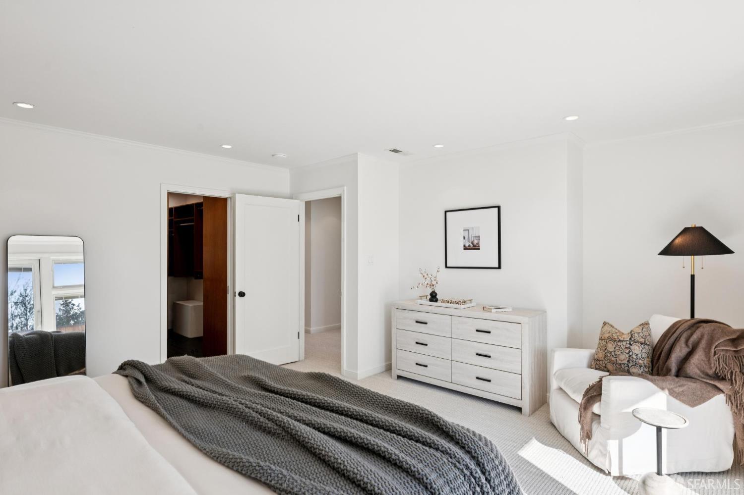 Detail Gallery Image 26 of 53 For 1961 California St, San Francisco,  CA 94109 - 3 Beds | 2 Baths