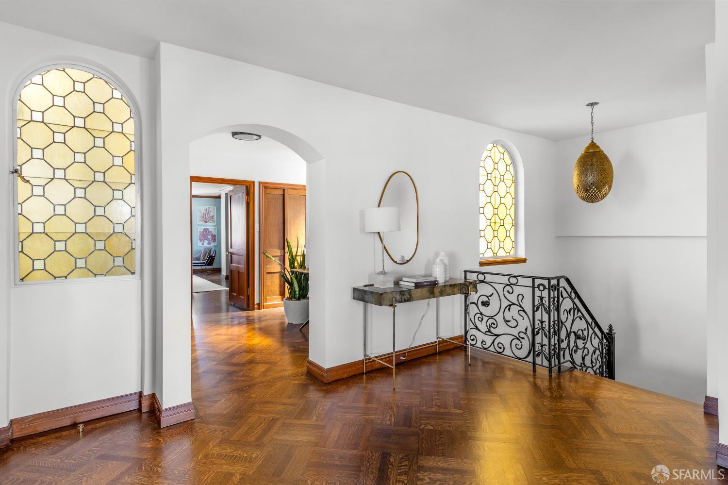 Detail Gallery Image 5 of 50 For 2100 Green St #800,  San Francisco,  CA 94123 - 2 Beds | 2/1 Baths