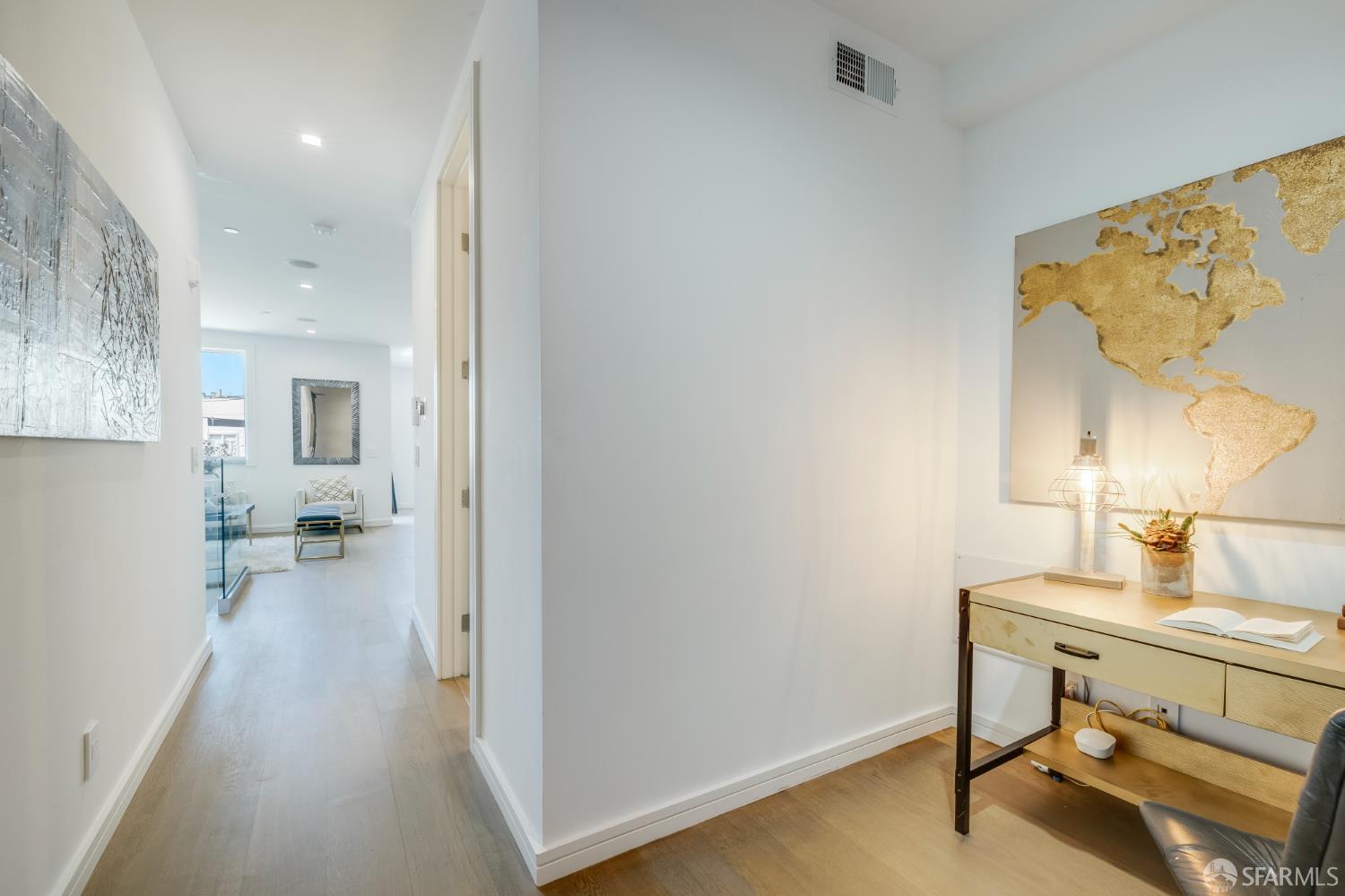 Detail Gallery Image 30 of 40 For 2829 25th St #3,  San Francisco,  CA 94110 - 3 Beds | 2/1 Baths