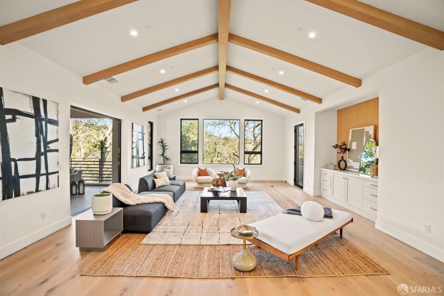 Front Image Thumbnail for SF426096767