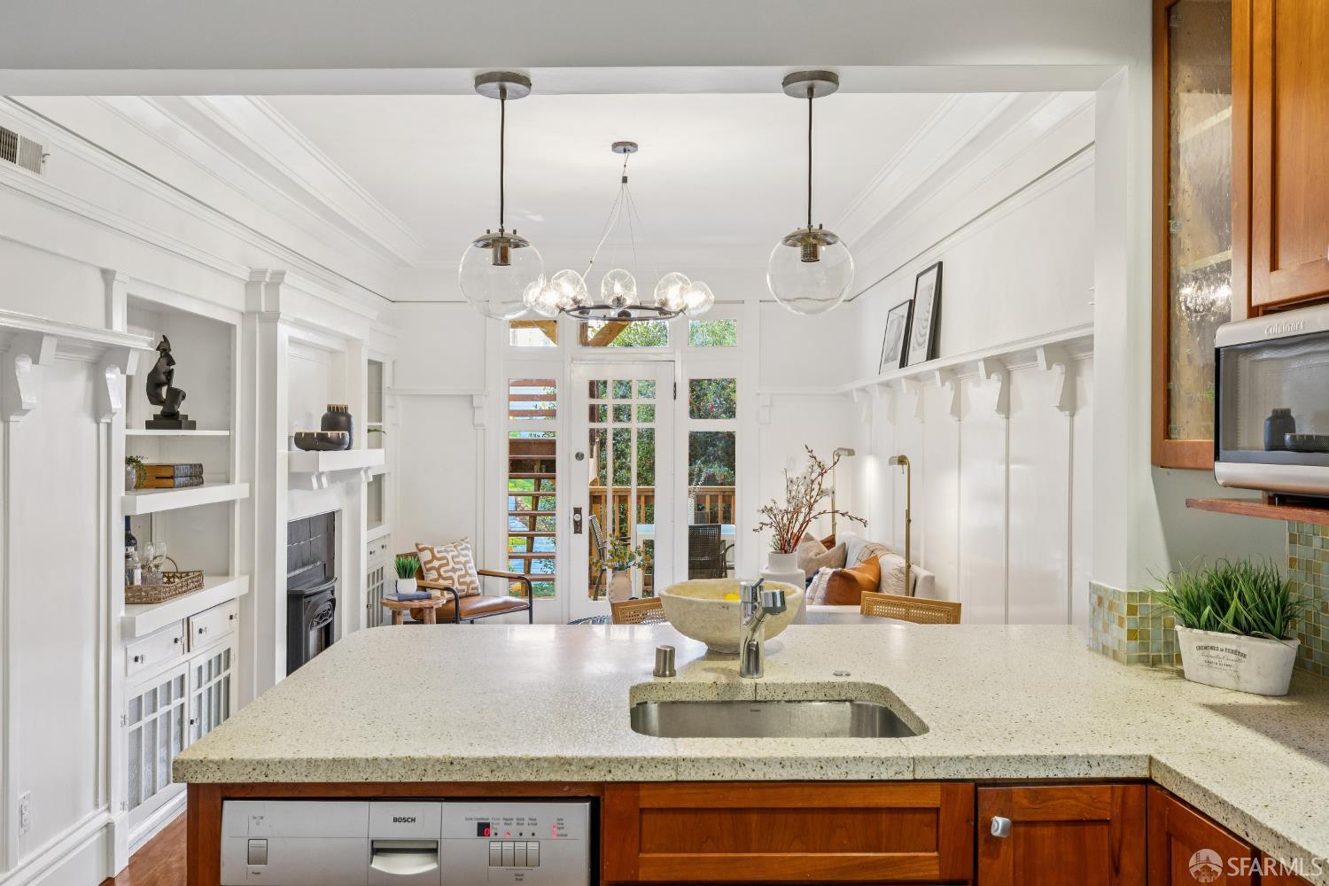 Detail Gallery Image 11 of 26 For 1751 Page St, San Francisco,  CA 94117 - 2 Beds | 2 Baths