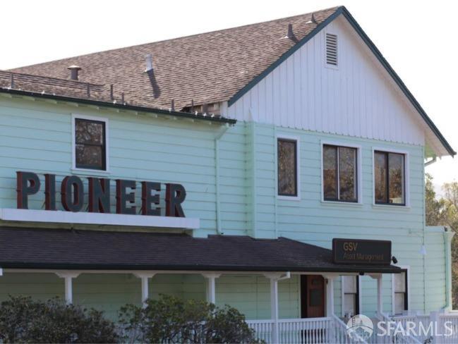 Detail Gallery Image 24 of 25 For 387 Moore Rd, Woodside,  CA 94062 - – Beds | – Baths