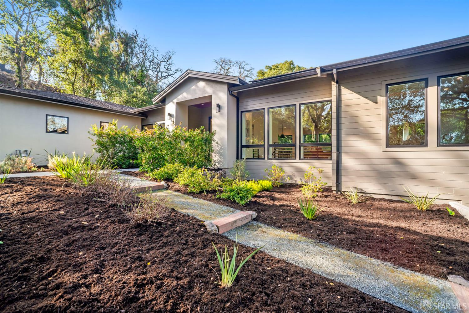 Detail Gallery Image 58 of 74 For 1161 Oleander Dr, Lafayette,  CA 94549 - 4 Beds | 4/1 Baths