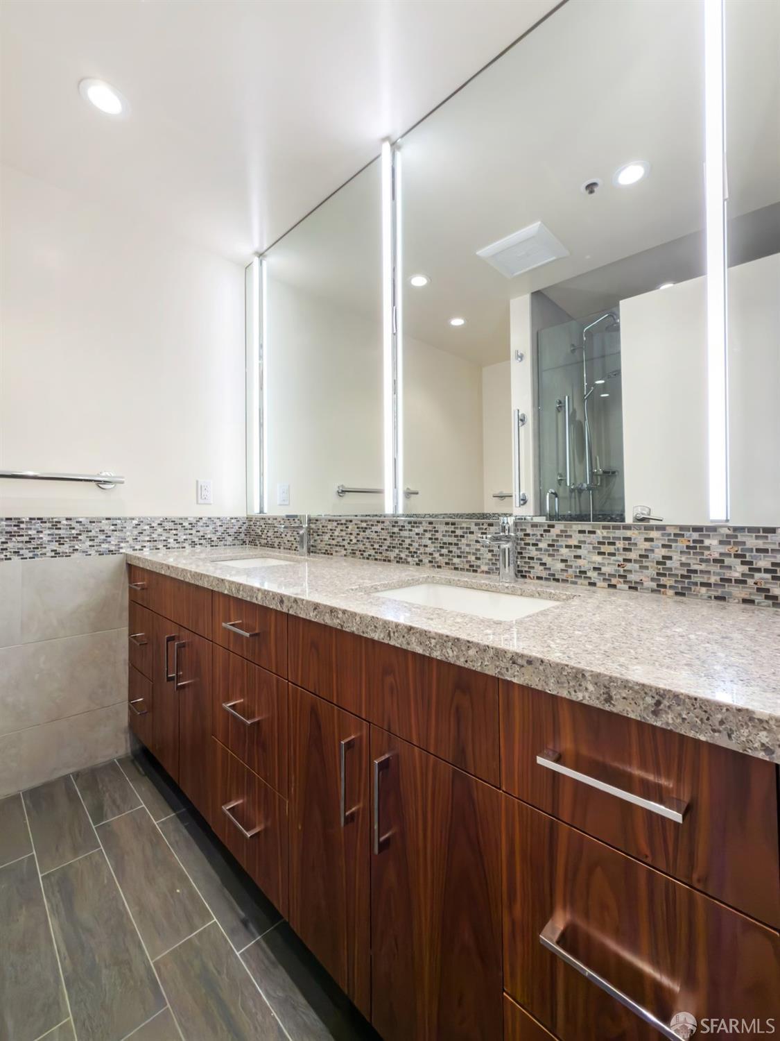 Detail Gallery Image 24 of 45 For 601 Van Ness Ave #54,  San Francisco,  CA 94102 - 2 Beds | 2 Baths