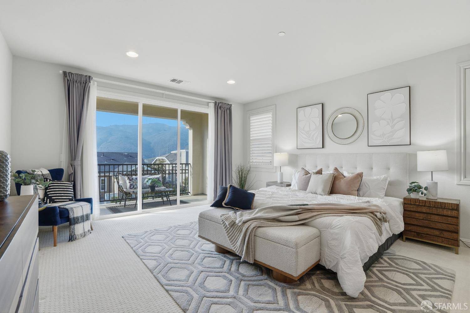 Detail Gallery Image 29 of 63 For 147 Elderberry Ln, Brisbane,  CA 94005 - 5 Beds | 3 Baths