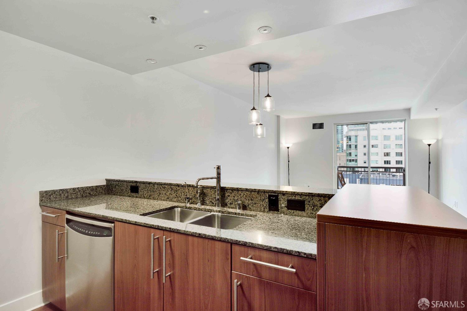 Detail Gallery Image 3 of 41 For 50 Lansing St #705,  San Francisco,  CA 94105 - 1 Beds | 1/1 Baths